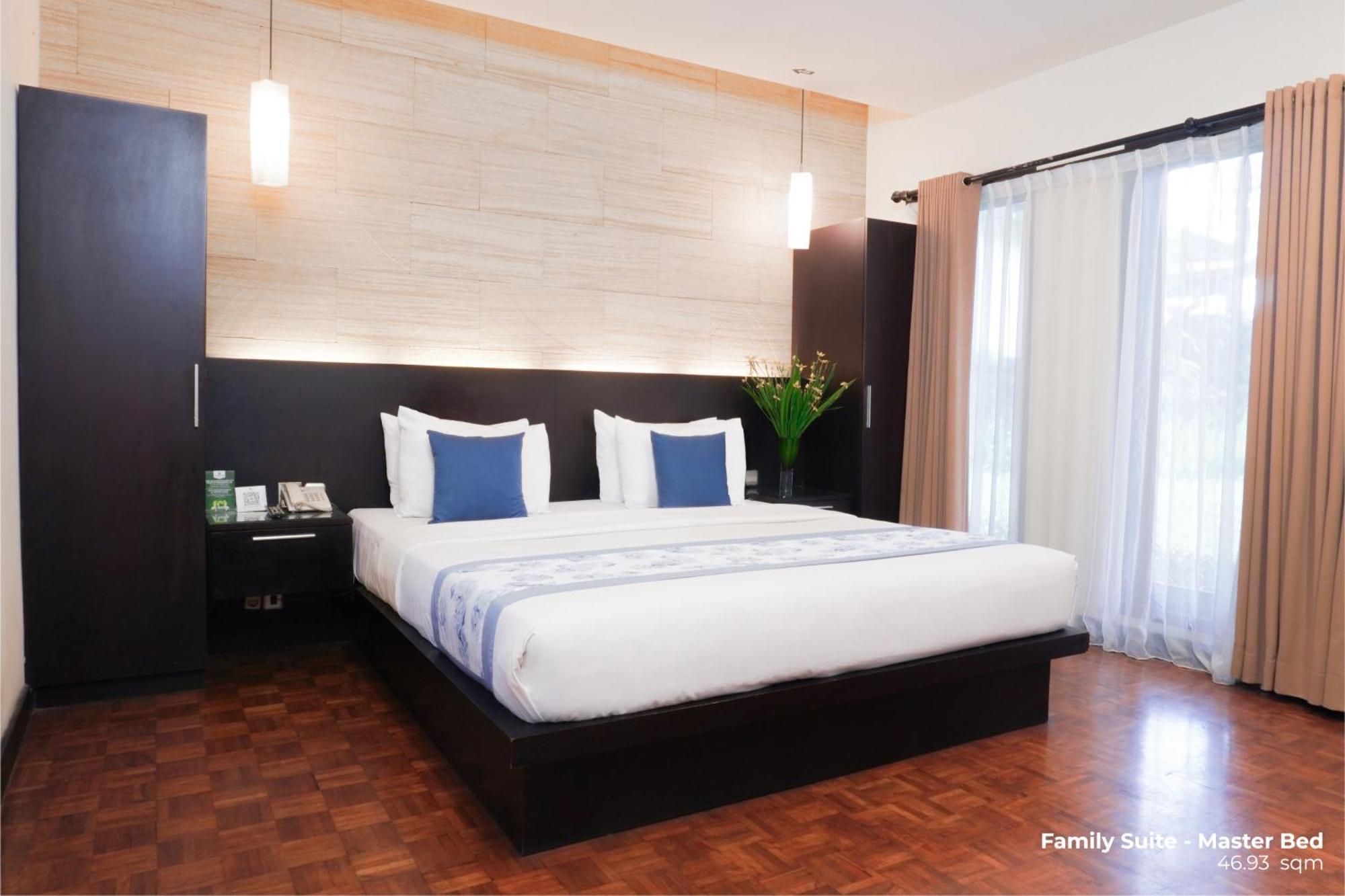 Puteri Gunung Hotel Lembang Exterior foto