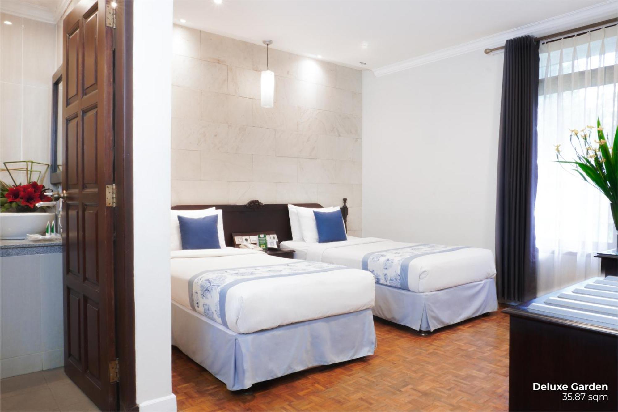 Puteri Gunung Hotel Lembang Exterior foto