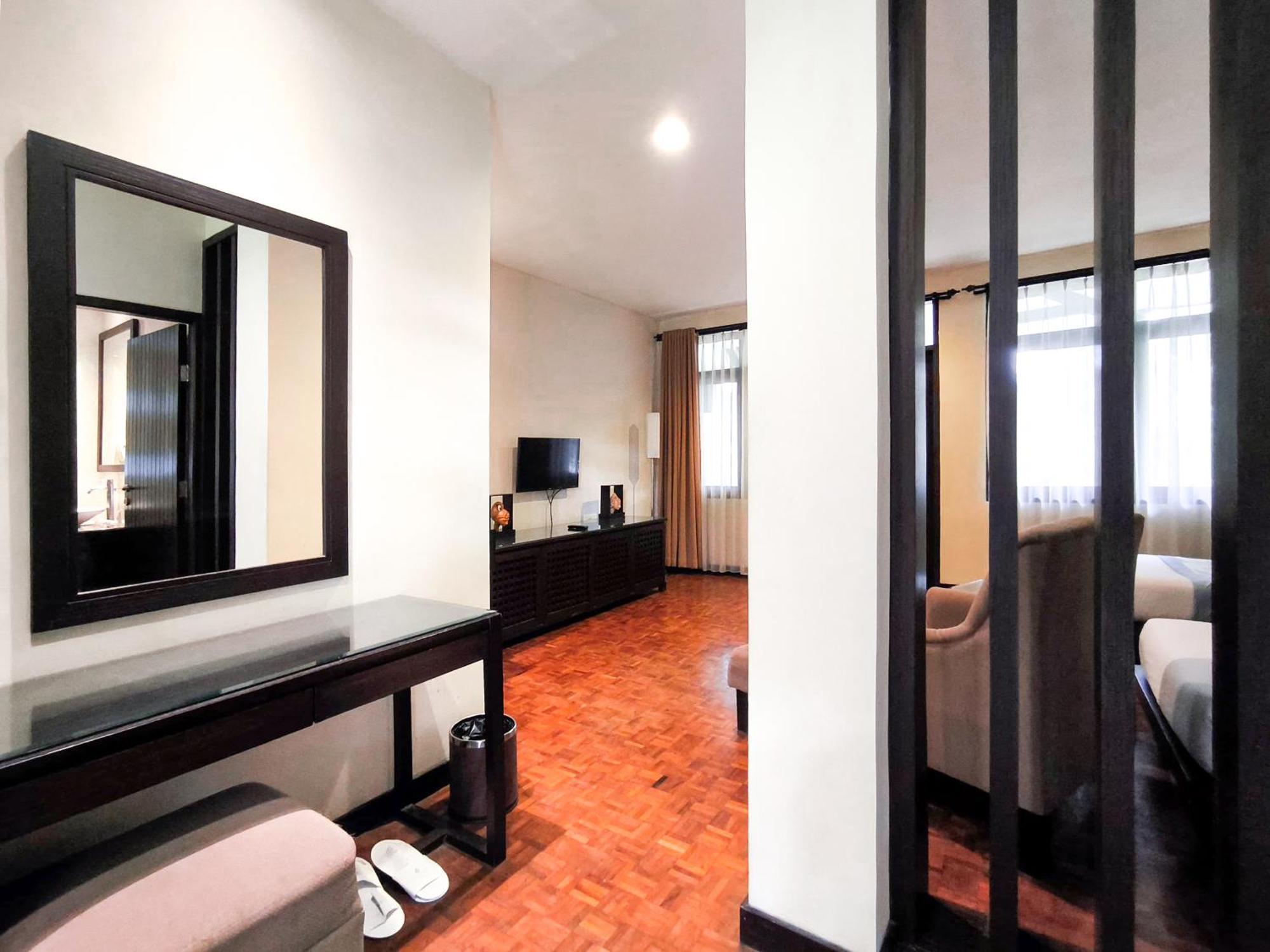 Puteri Gunung Hotel Lembang Exterior foto