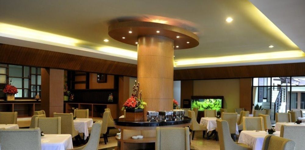 Puteri Gunung Hotel Lembang Exterior foto
